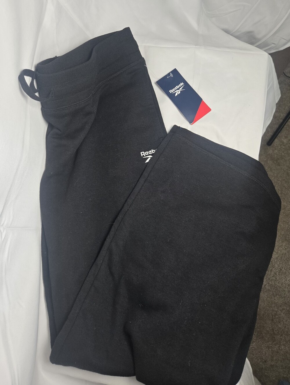 NWT Reebok Wide Leg Sweatpants – Black, Size L